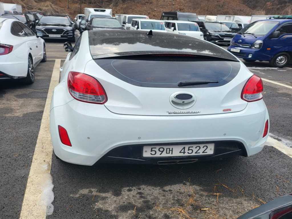 HYUNDAI Veloster - Vista 2