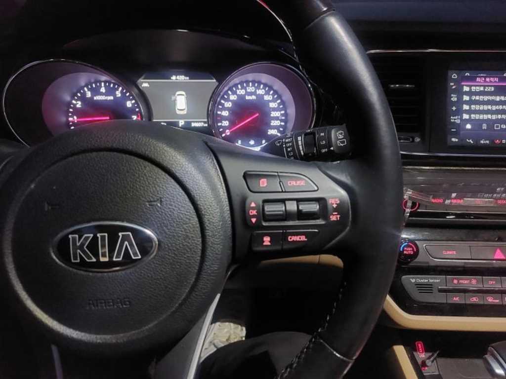 KIA Carnival 2019 Negro - Importación desde Corea - HF Imports Iquique - Foto 13