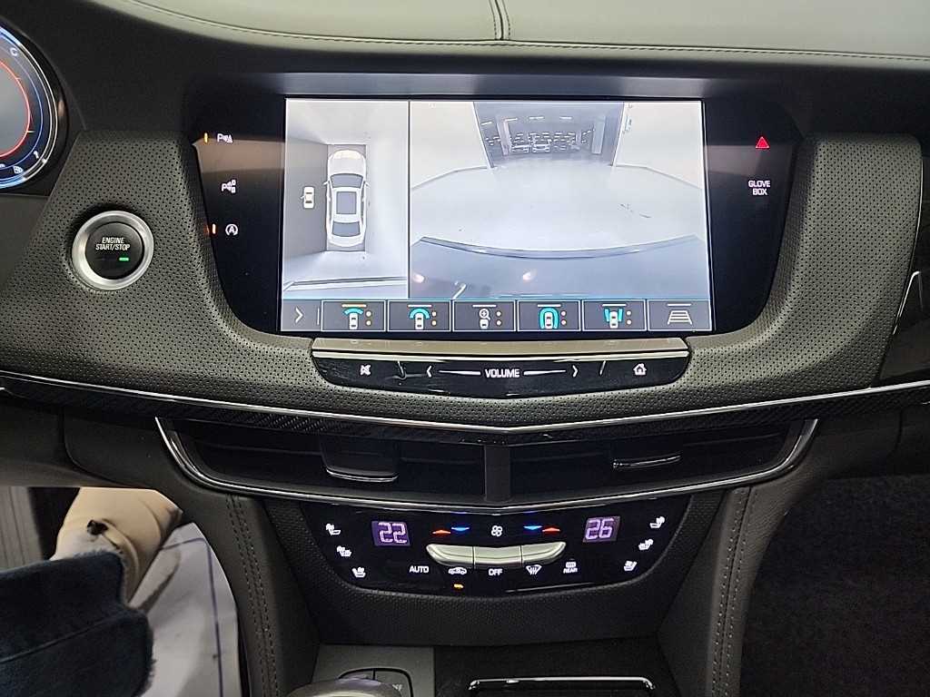 Cadillac CT6 - Vista 10