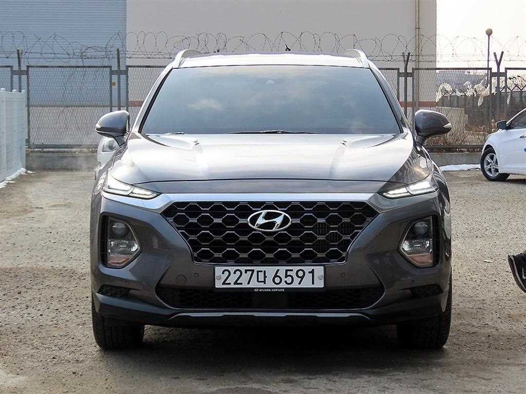 HYUNDAI Santa Fe 2020 Gris - Importación desde Corea - HF Imports Iquique - Foto 1