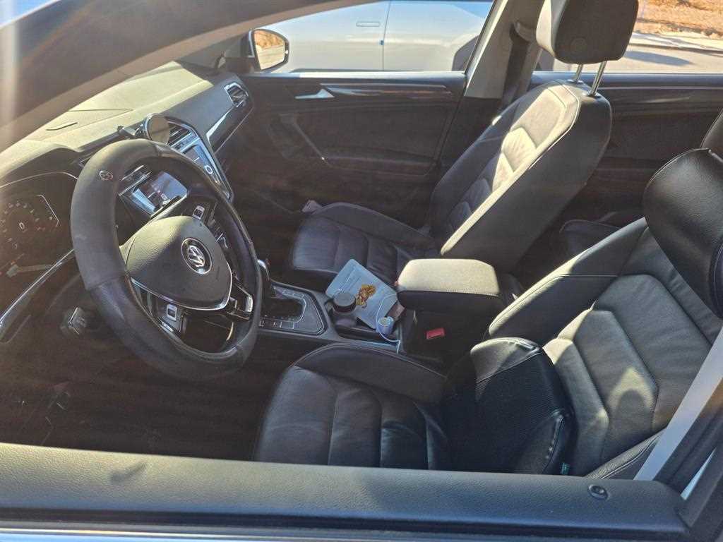 Volkswagen Tiguan - Vista 8