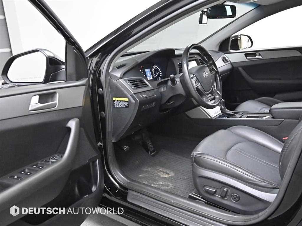 HYUNDAI Sonata - Vista 11