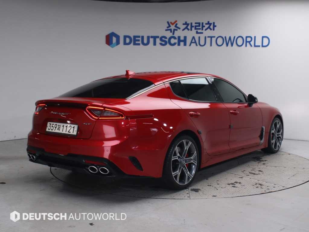 KIA Stinger - Vista 2