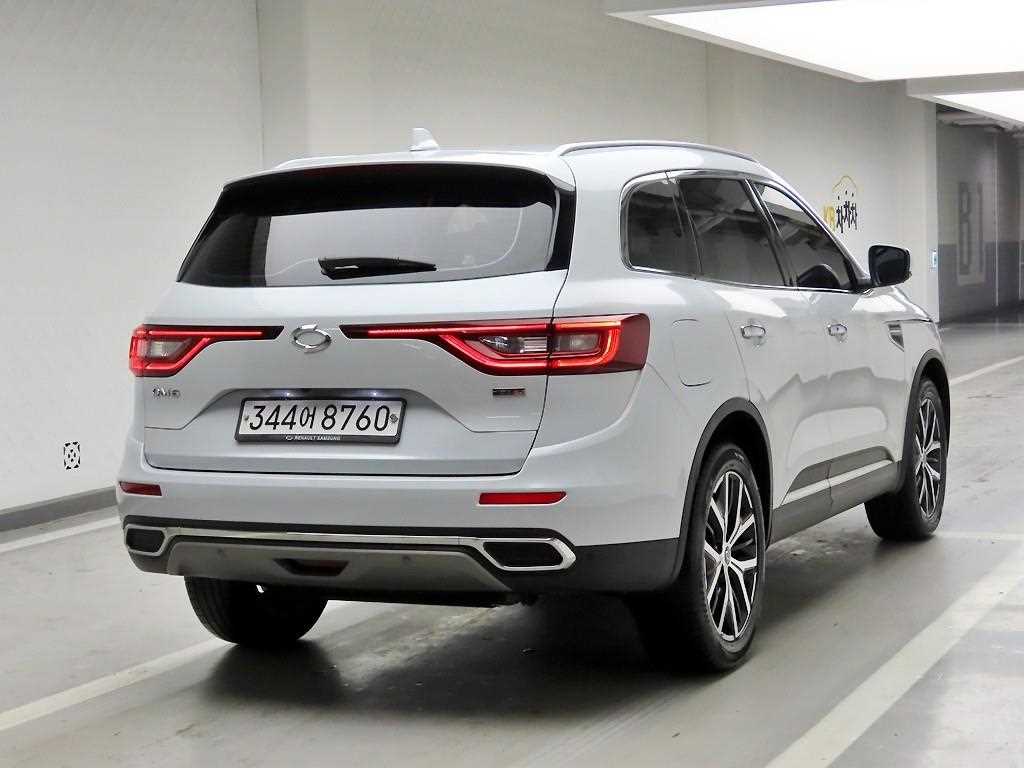 SAMSUNG QM6 - Vista 3