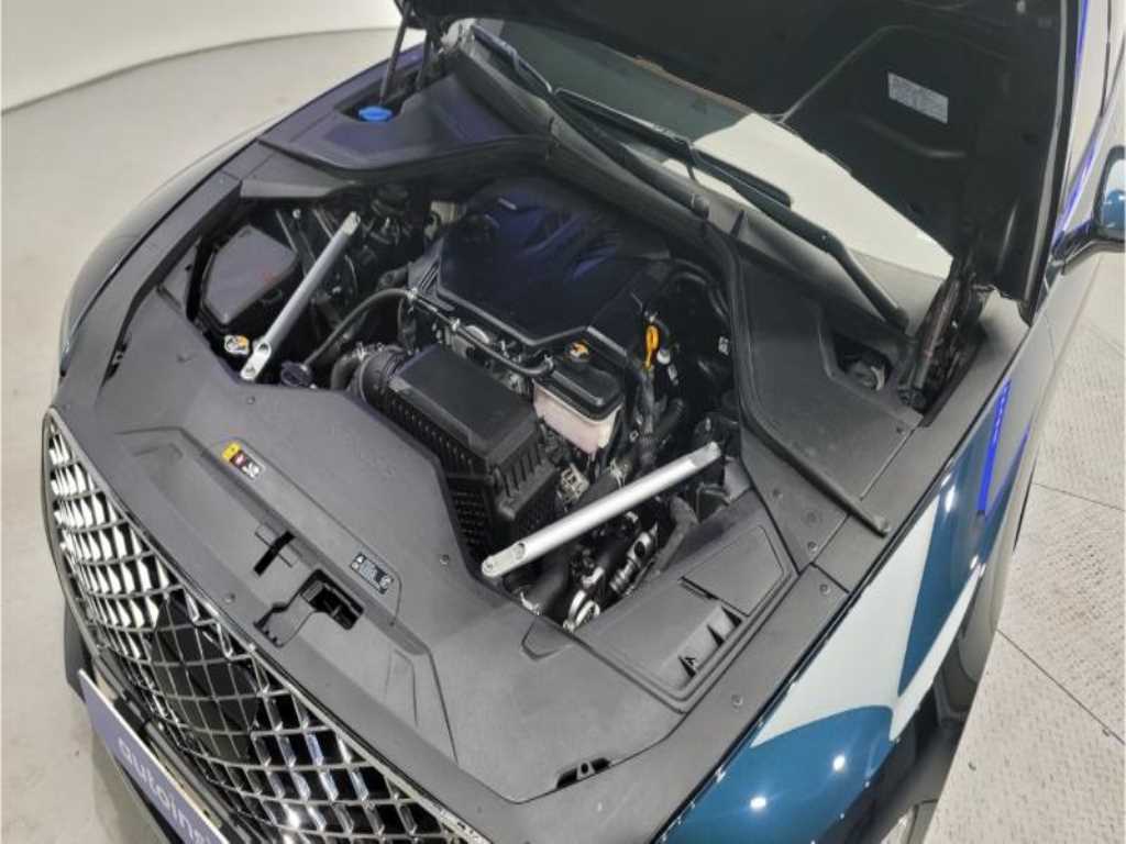 Genesis G80 - Vista 9