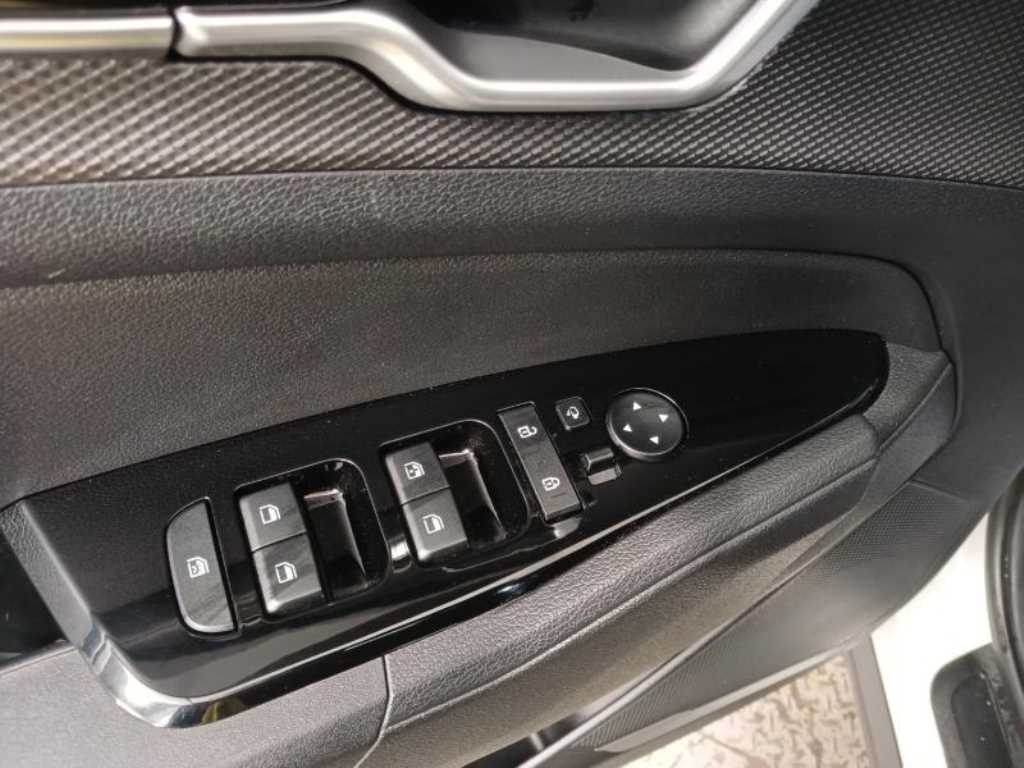 KIA Sportage - Vista 9