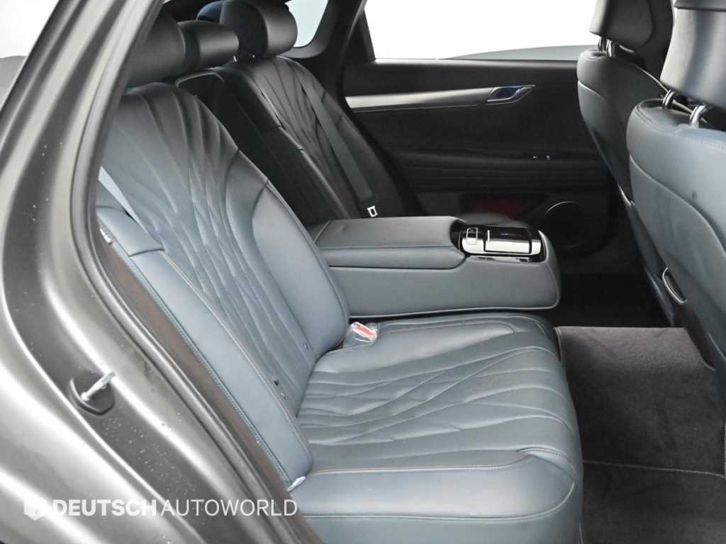 Genesis G80 - Vista 12