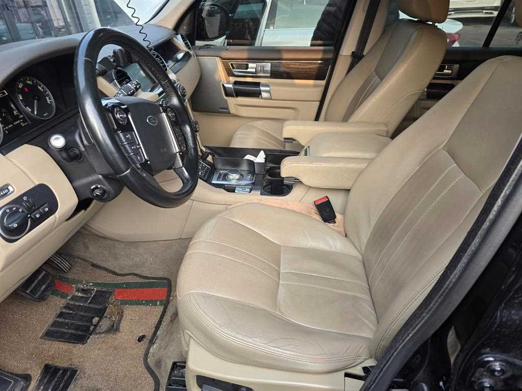 Land Rover Discovery - Vista 6