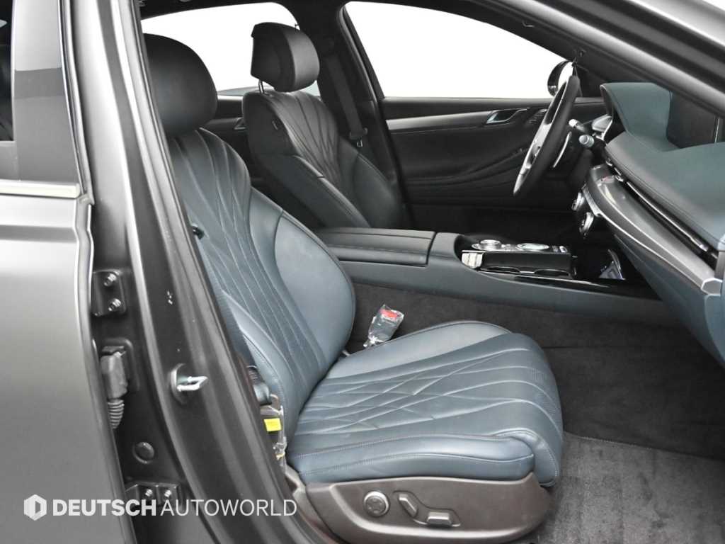 Genesis G80 - Vista 10