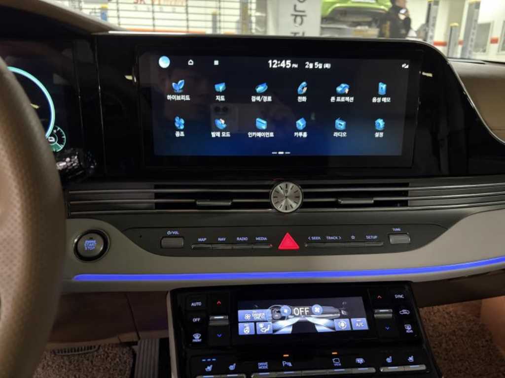 HYUNDAI Grandeur - Vista 6