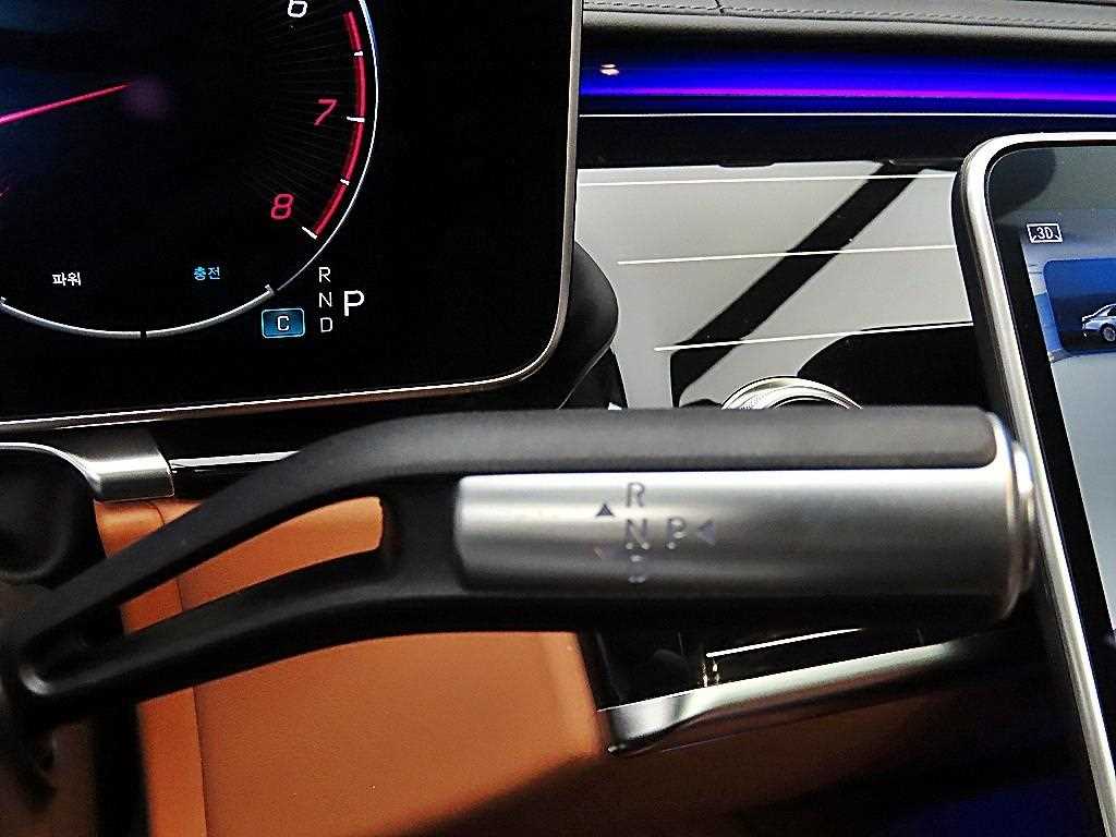 Mercedes Benz S Class - Vista 10