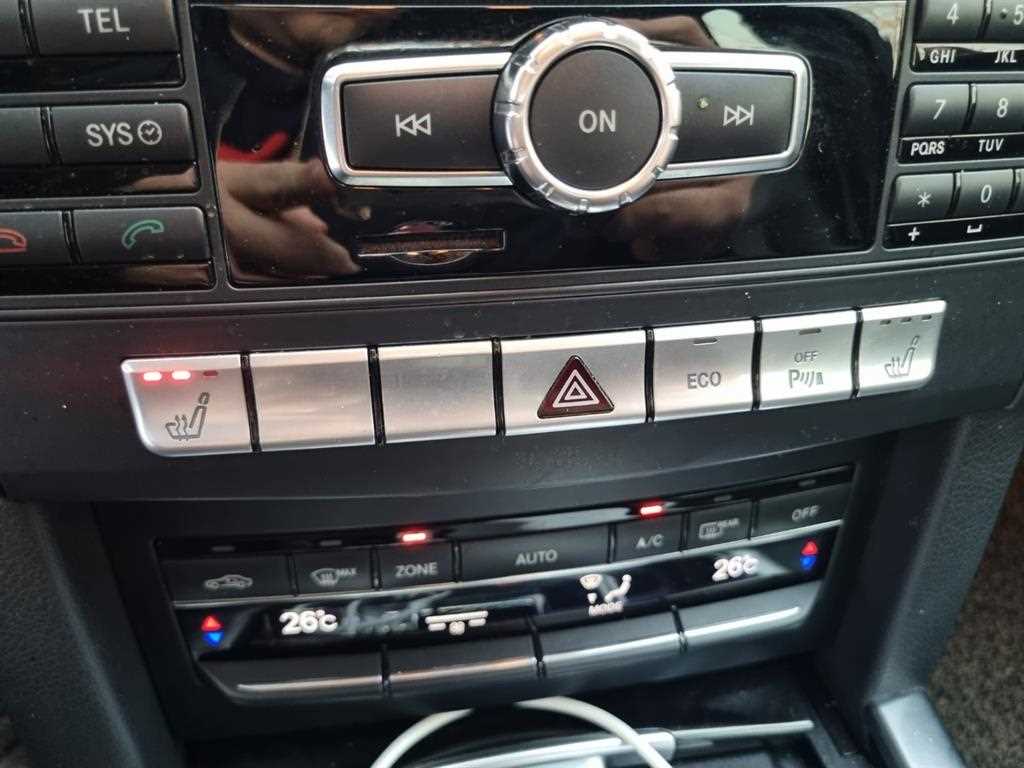 Mercedes Benz E class - Vista 7