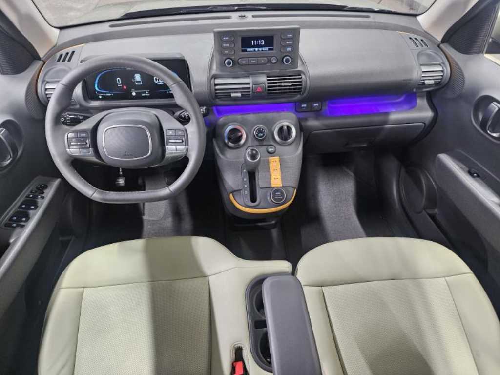 HYUNDAI Casper - Vista 5