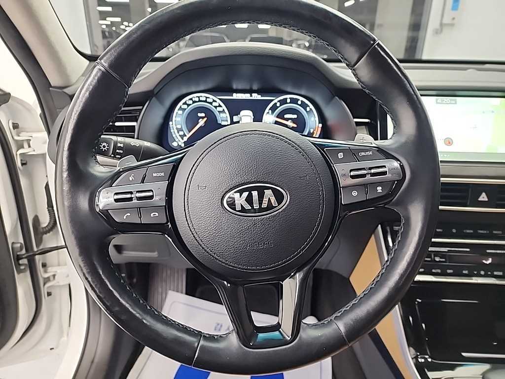 KIA K7 - Vista 9