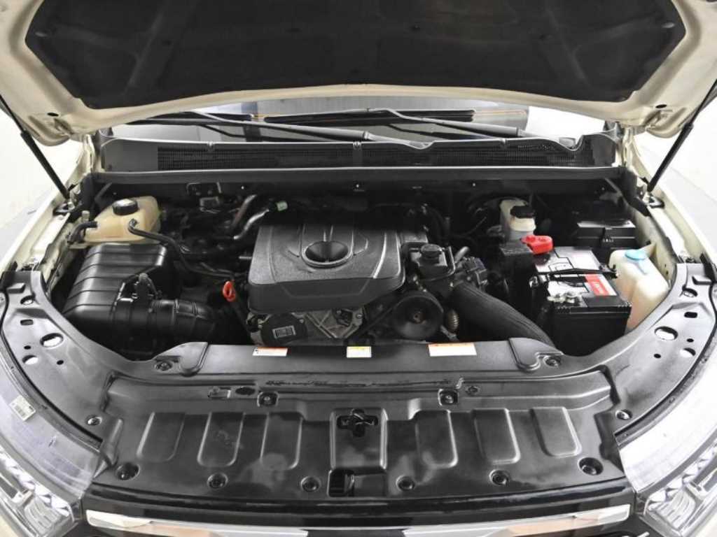 Ssangyong Korando - Vista 6