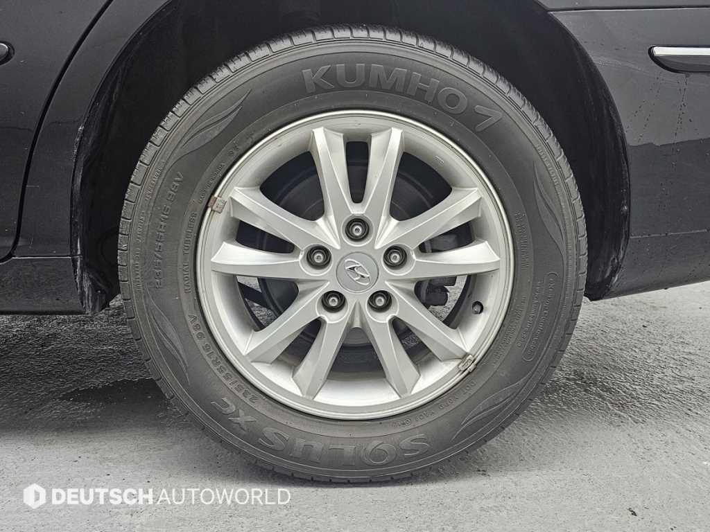 HYUNDAI Grandeur - Vista 5