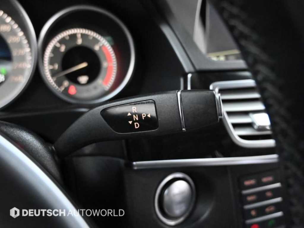 Mercedes Benz E class - Vista 9