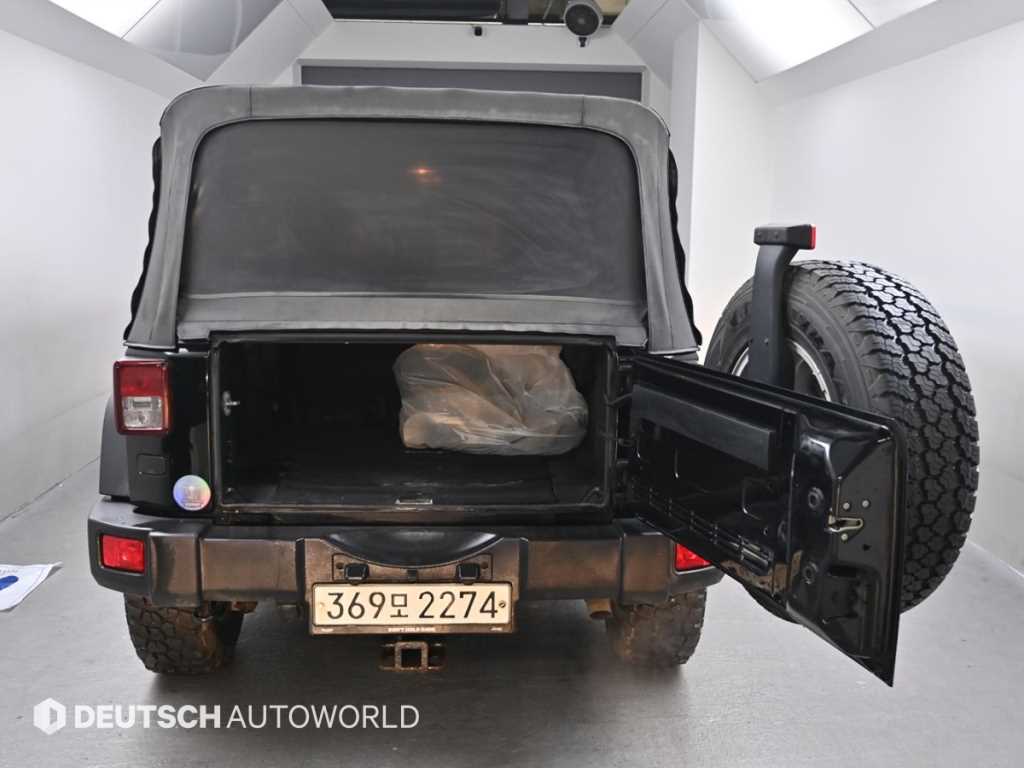 Jeep Wrangler 2017 Negro - Importación desde Corea - HF Imports Iquique - Foto 20