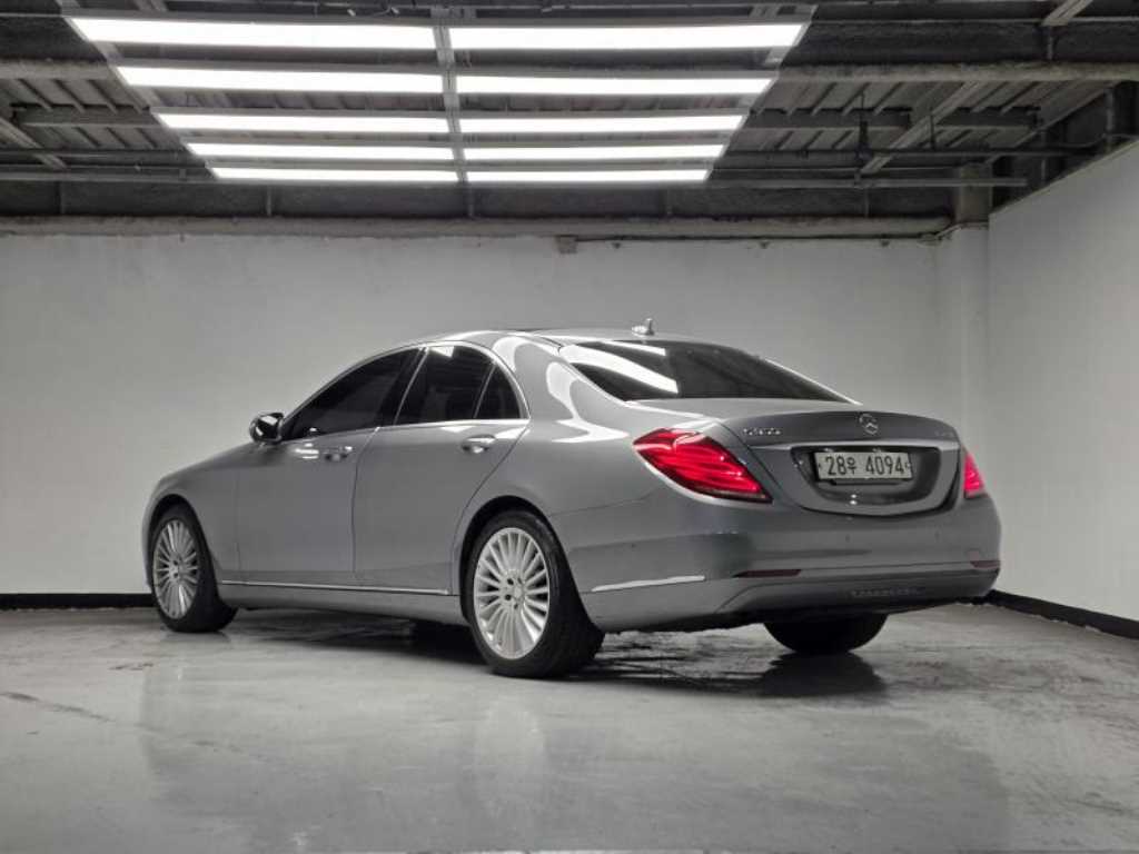 Mercedes Benz S Class - Vista 2