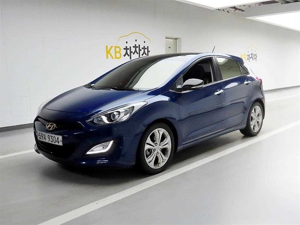 HYUNDAI i30 - Vista 2