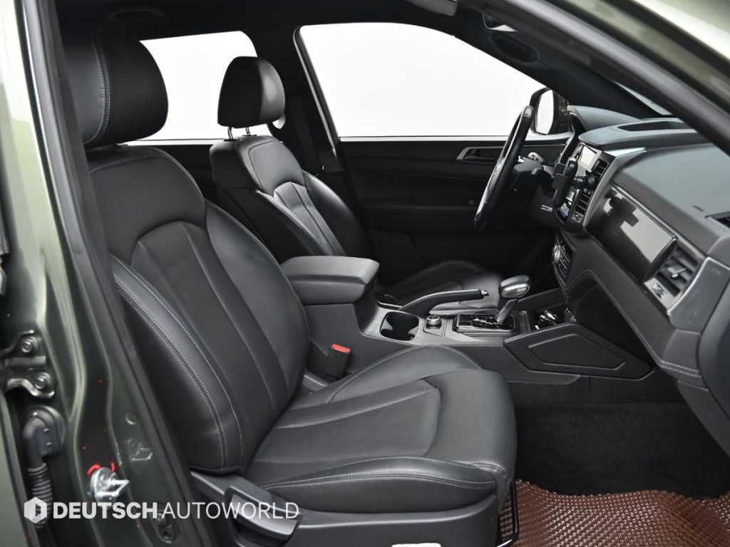 Ssangyong Rexton - Vista 10