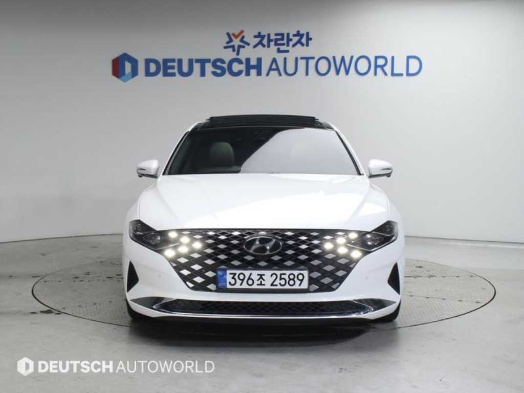 HYUNDAI Grandeur - Vista 2