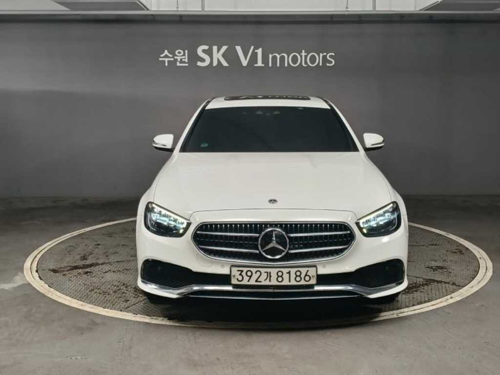 Mercedes Benz E class 2021 Blanco - Importación desde Corea - HF Imports Iquique - Foto 1