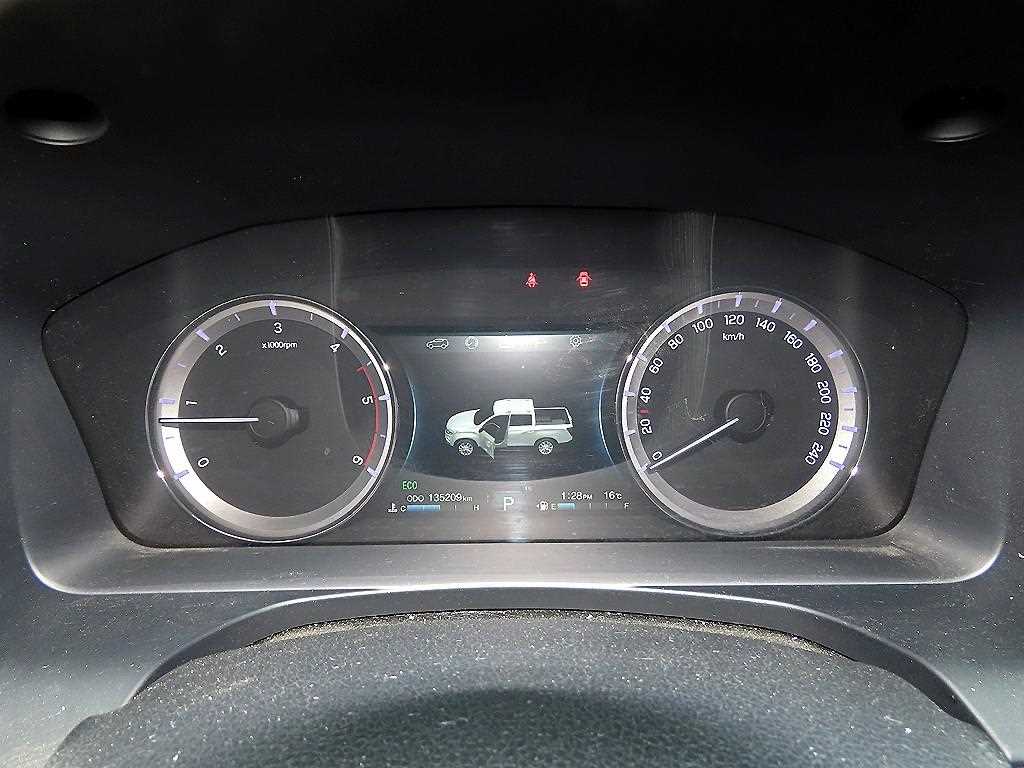 Ssangyong Rexton - Vista 9