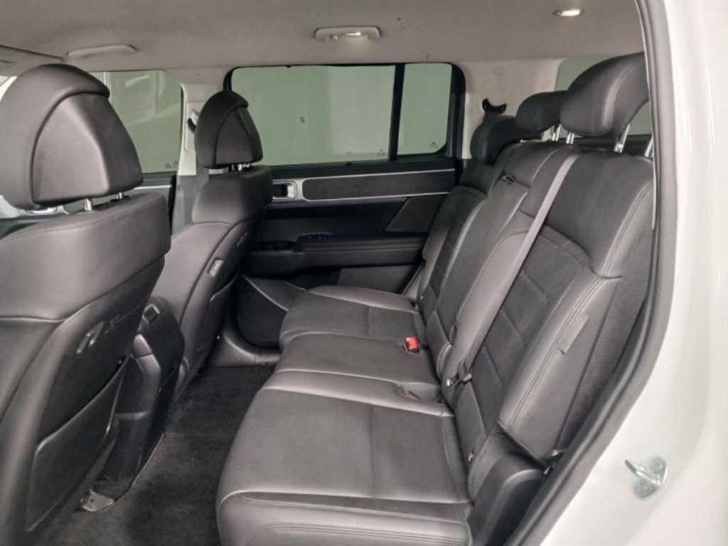 HYUNDAI Santa Fe - Vista 7