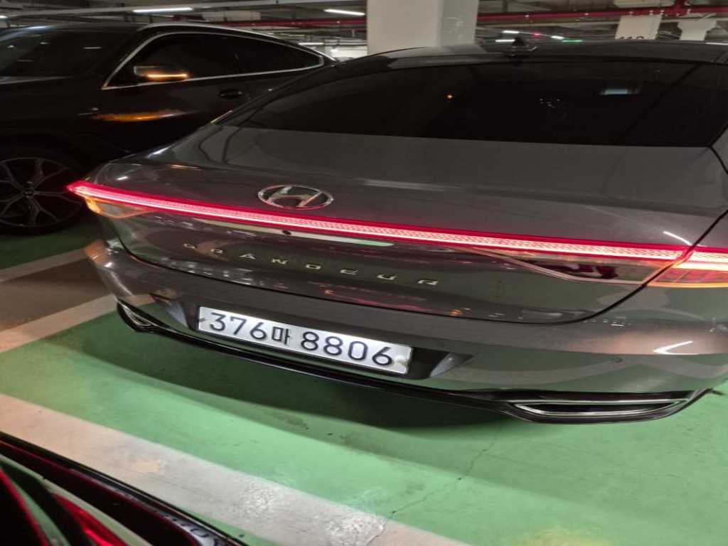 HYUNDAI Grandeur - Vista 2