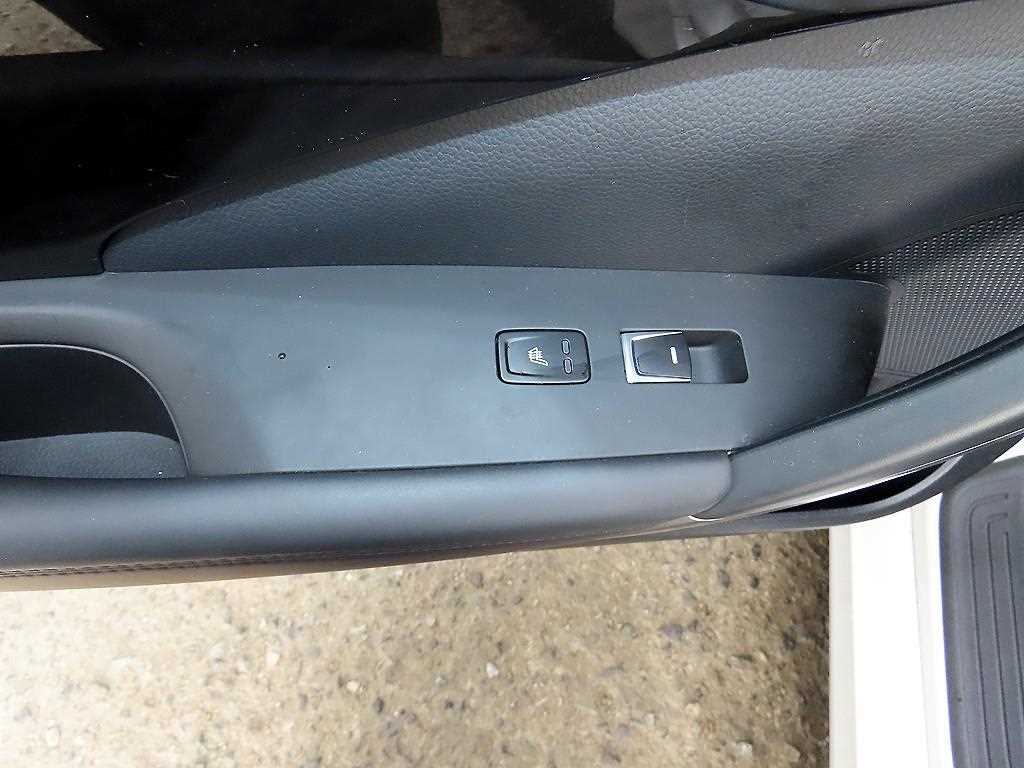 HYUNDAI Grandeur 2016 Blanco - Importación desde Corea - HF Imports Iquique - Foto 16