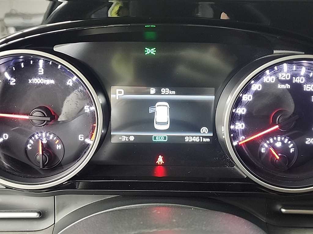 KIA Carnival - Vista 6