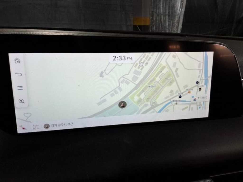 Genesis G90 - Vista 10