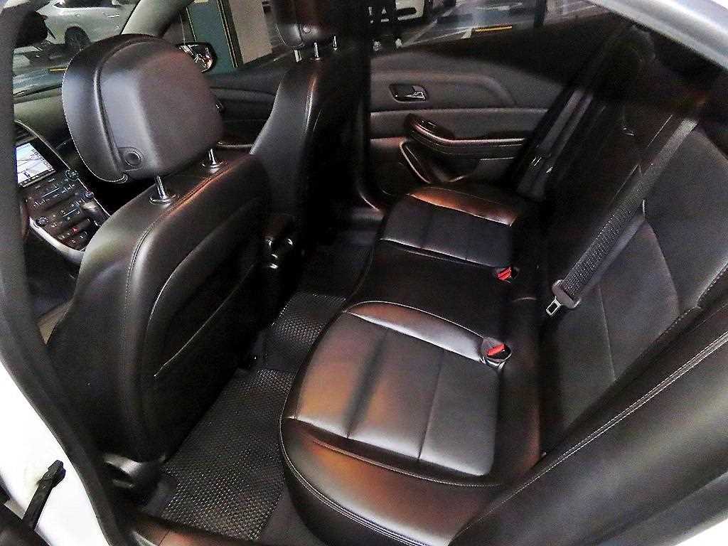 Chevrolet Malibu - Vista 7