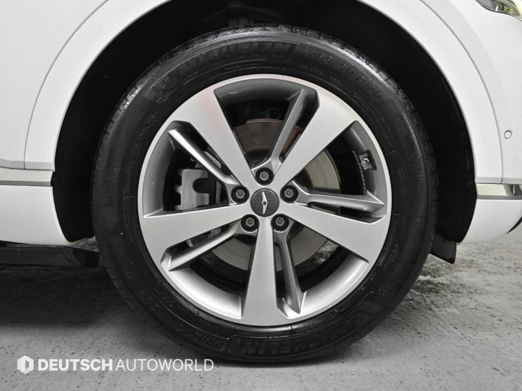 Genesis GV80 - Vista 5