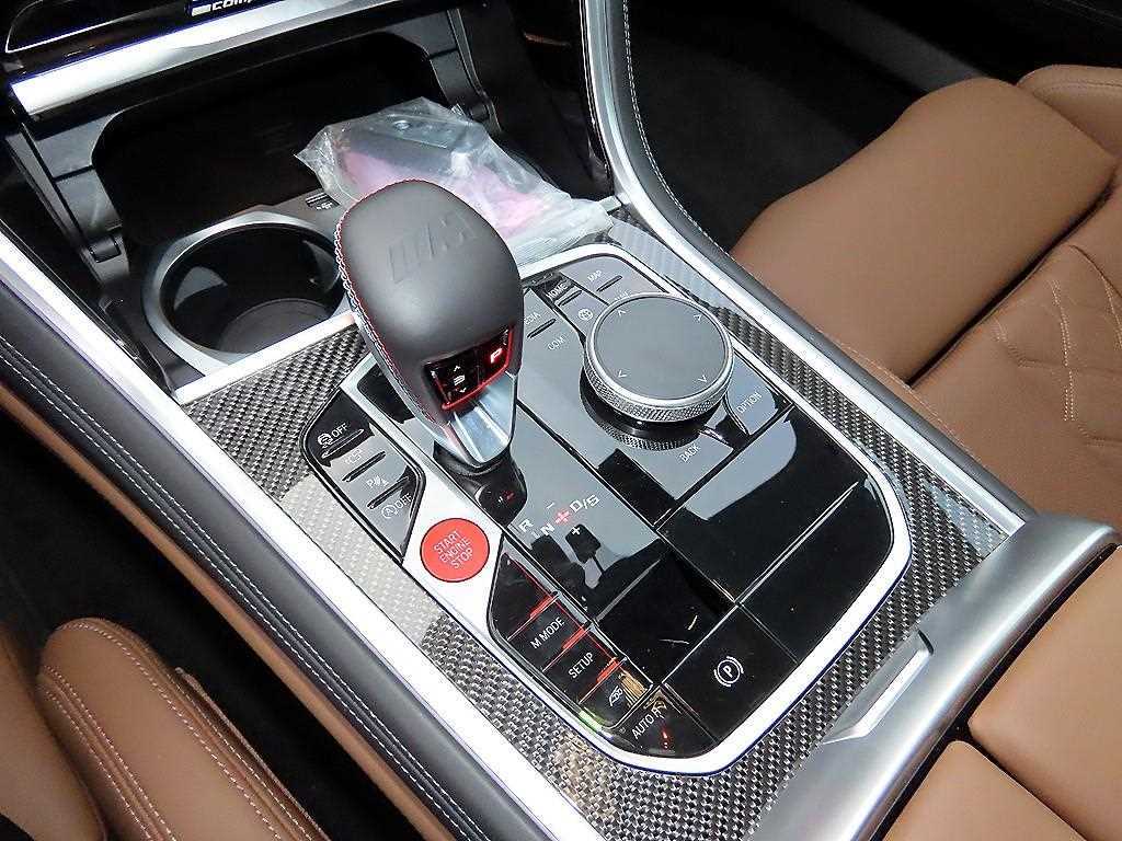 BMW 8 Series - Vista 11