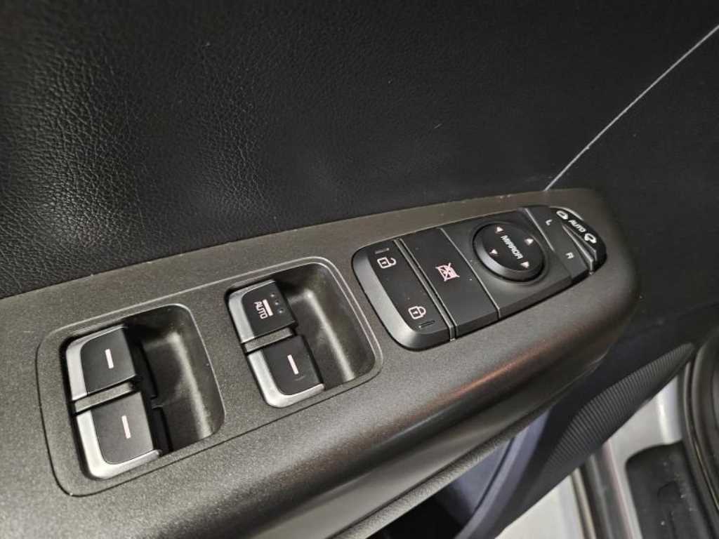 KIA Sportage 2022 Gris - Importación desde Corea - HF Imports Iquique - Foto 17