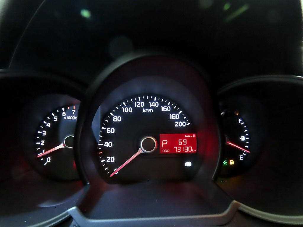 KIA Morning - Vista 9