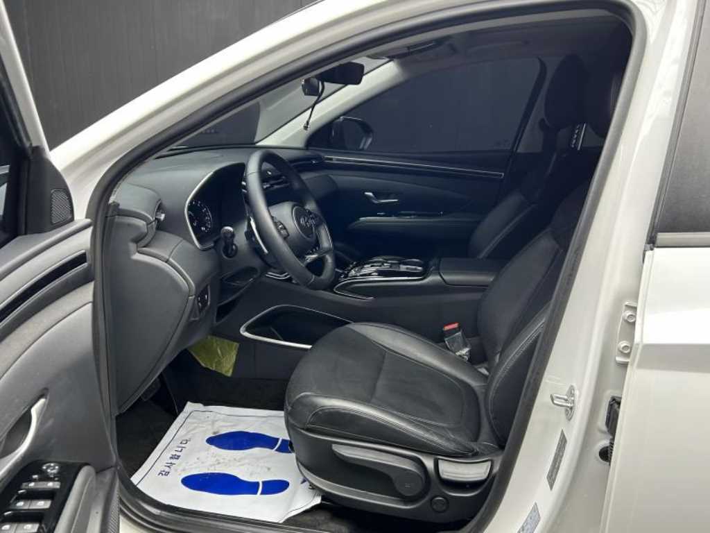 HYUNDAI Tucson - Vista 7