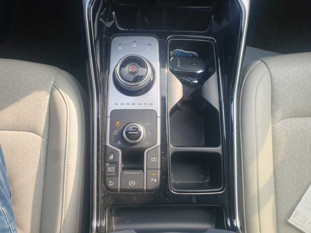 KIA Sorento - Vista 9