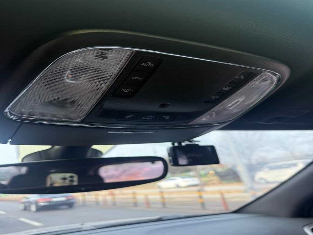 Jeep Cherokee - Vista 5