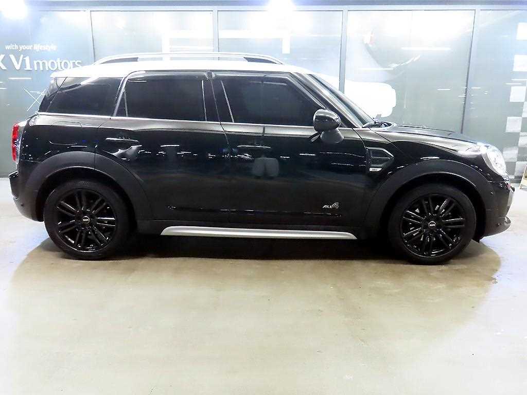 Mini Countryman - Vista 3