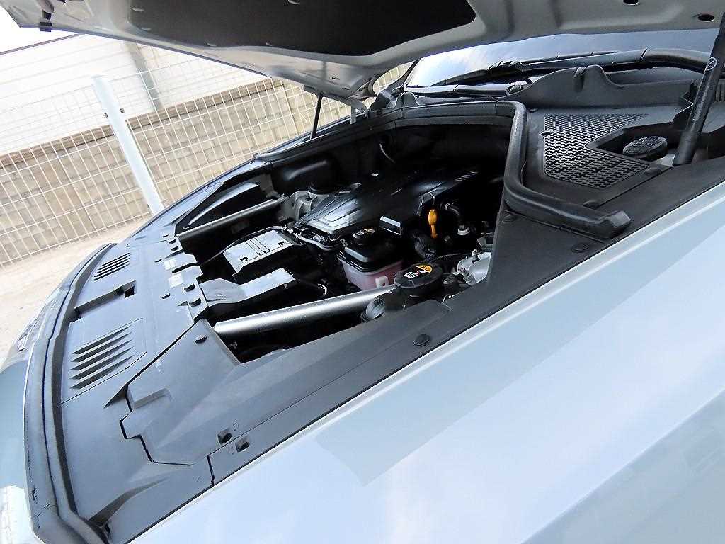 Genesis GV80 - Vista 8