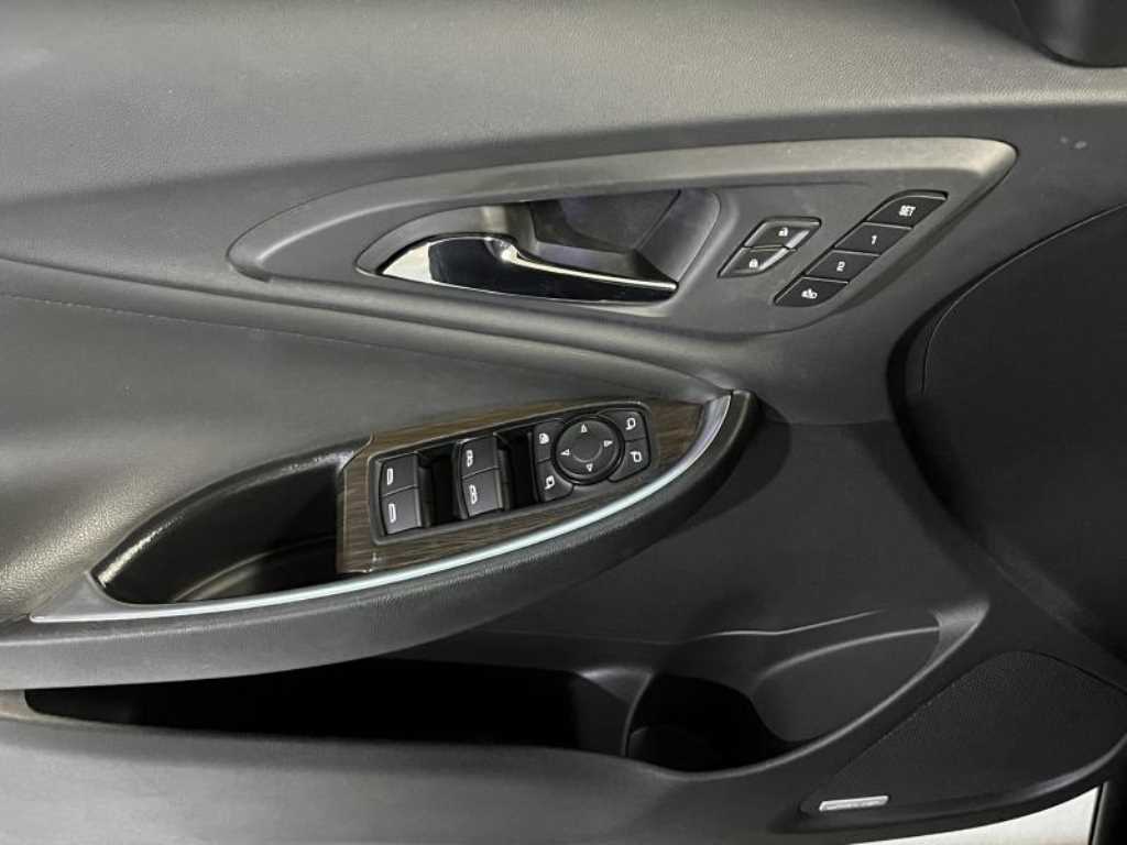 Chevrolet Malibu - Vista 12