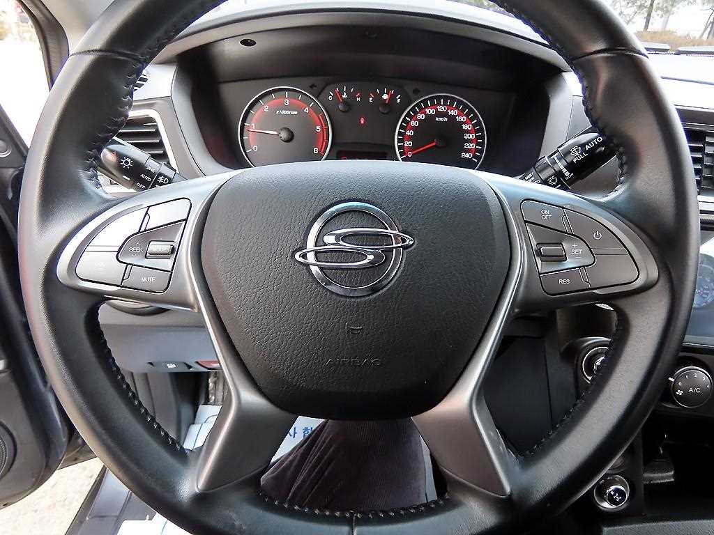 Ssangyong Korando - Vista 8