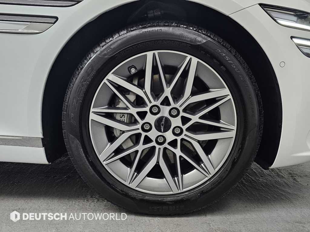 Genesis G80 - Vista 5