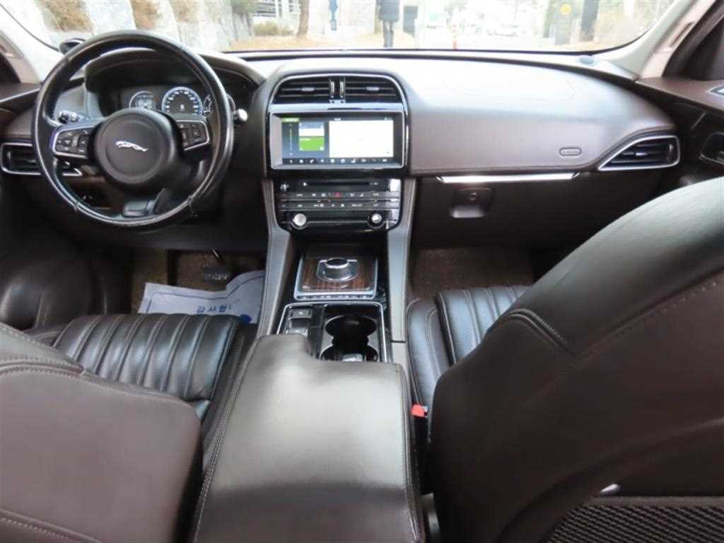 Jaguar F-PACE 2017 - Importación desde Corea - HF Imports Iquique - Foto 15