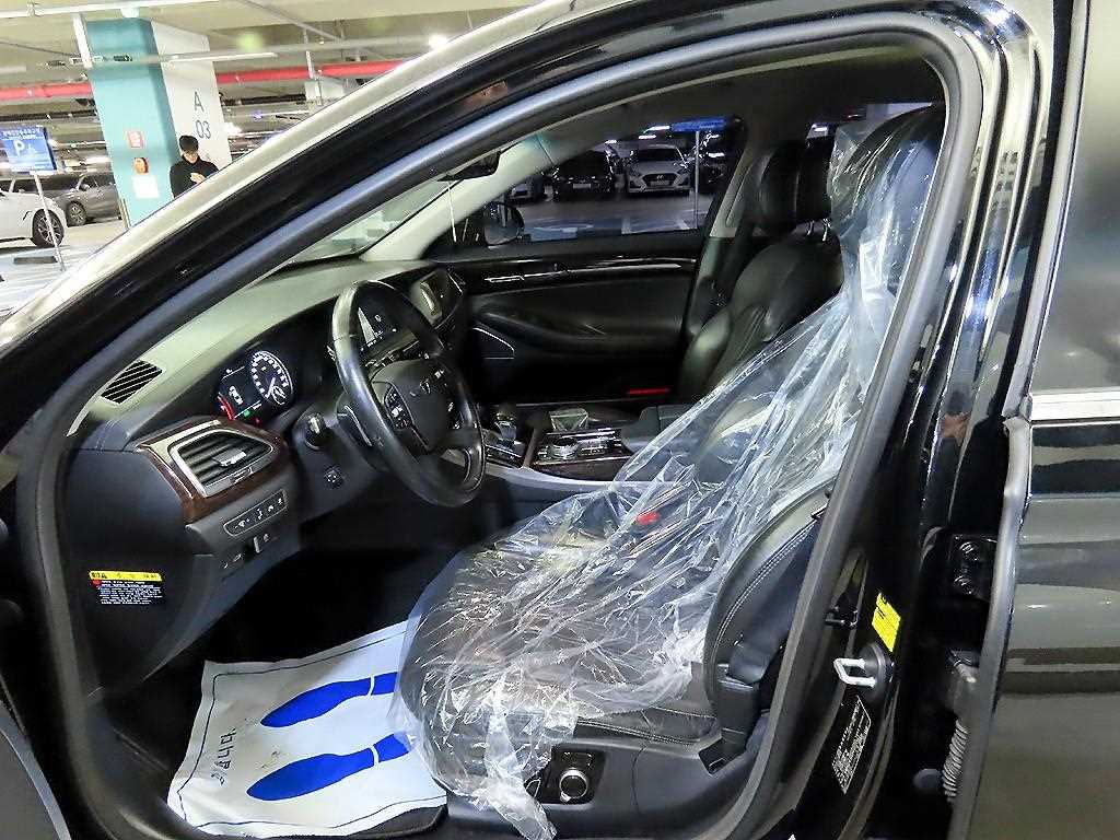 Genesis EQ900 - Vista 6