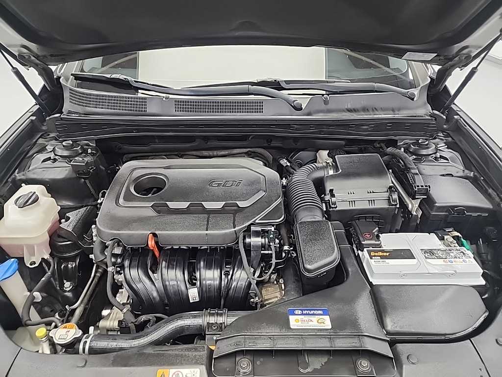 HYUNDAI Grandeur - Vista 5