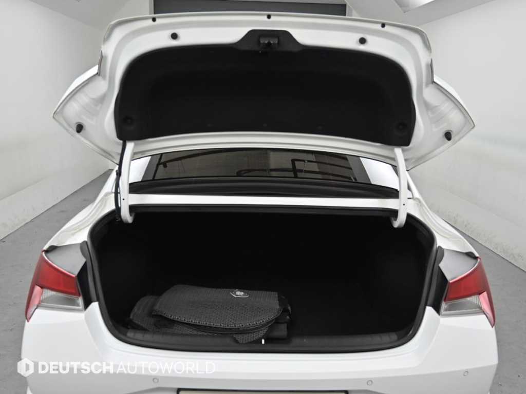 HYUNDAI Avante 2022 Blanco - Importación desde Corea - HF Imports Iquique - Foto 20